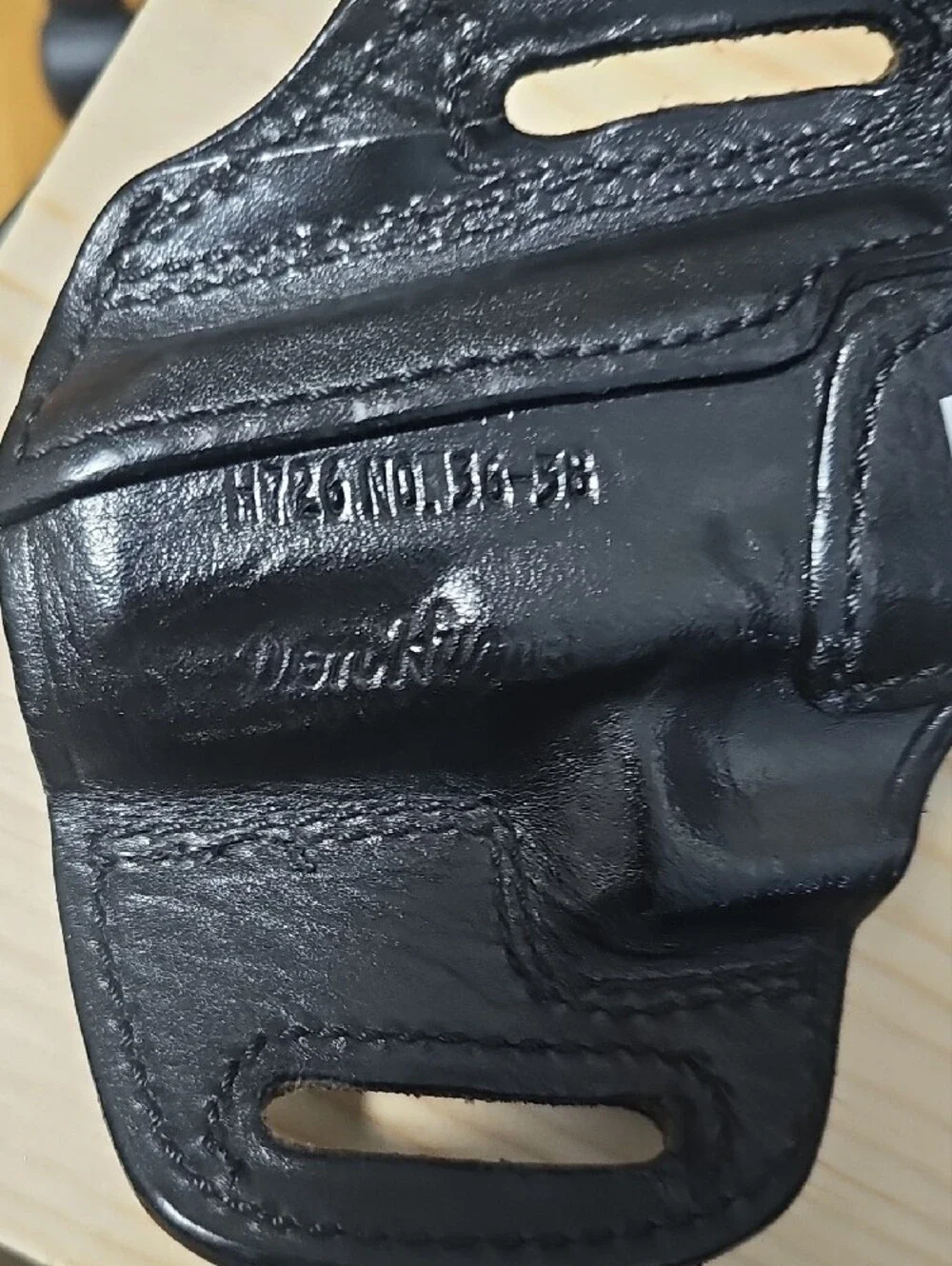 Don Hume Leather Holster G23 RH Thumb break